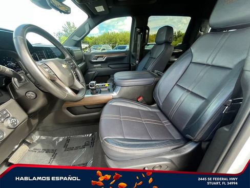 Used 2023 Chevrolet Silverado 1500 High Country w/ Technology Package AWD/4WD image 10