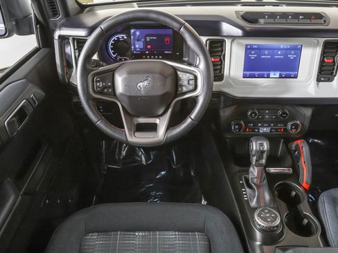 Used 2023 Ford Bronco Heritage Edition image 38