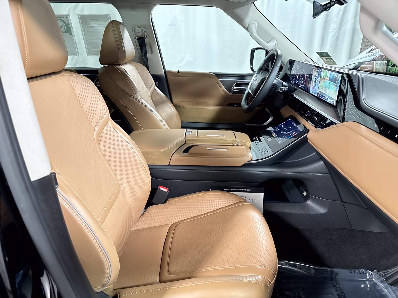 Certified 2025 INFINITI QX80 Luxe AWD/4WD image 31