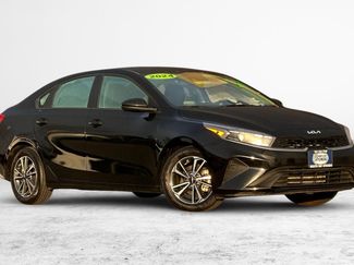 Used 2024 Kia Forte LXS video 2