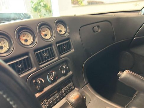 Used 1996 Dodge Viper RT/10 RWD image 17