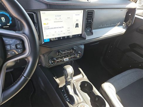 Used 2025 Ford Bronco Big Bend image 20