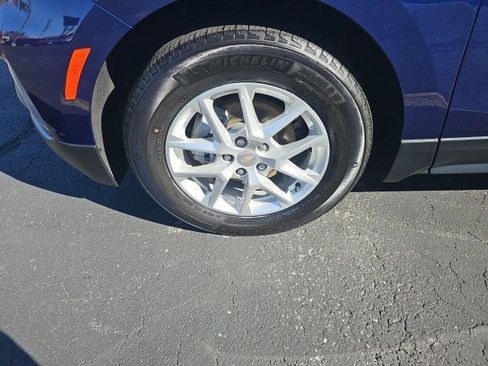 Used 2022 Chevrolet Equinox LT image 25