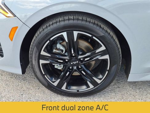 Used 2022 Kia K5 GT-Line FWD image 12