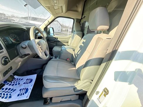 Used 2019 Nissan NV 2500 SV w/ Navigation Package RWD image 24