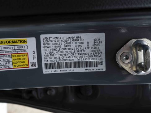 Used 2025 Honda Civic Sport image 44