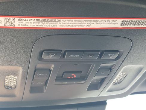Used 2025 Toyota Camry SE w/ Convenience Package AWD/4WD image 33