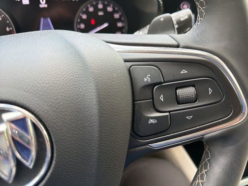 Used 2021 Buick Envision Essence w/ Technology Package I FWD image 27