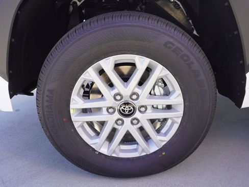 New 2026 Toyota Tundra SR5 image 17