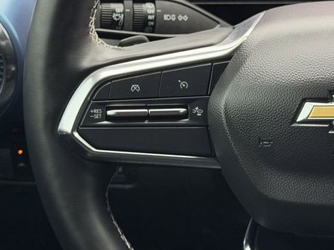 Used 2024 Chevrolet Equinox EV LT FWD image 14