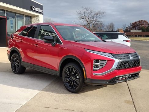 New 2026 Mitsubishi Eclipse Cross LE image 12