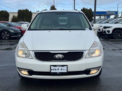 Used 2014 Kia Sedona EX w/ Navigation Package image 5