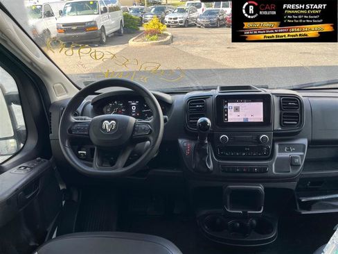 Used 2025 RAM ProMaster 3500 w/ Convenience Group image 25