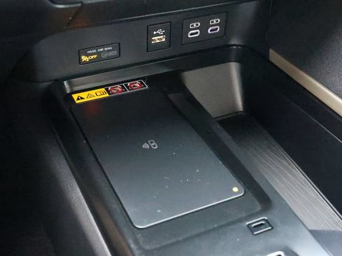 Used 2026 Toyota Camry LE w/ Convenience Package FWD image 4