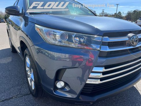 Certified 2018 Toyota Highlander Limited image 24