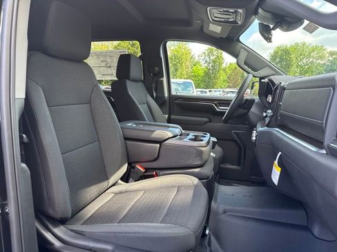 New 2026 GMC Sierra 1500 SLE AWD/4WD image 14