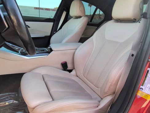 Used 2022 BMW 330i Sedan w/ M Sport Package RWD image 13