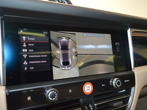 New 2026 Porsche Macan image 29