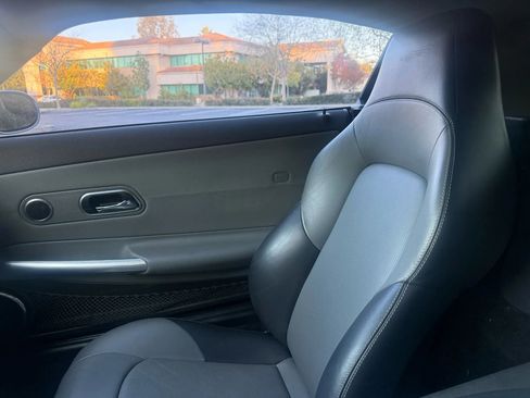 Used 2004 Chrysler Crossfire Coupe image 15