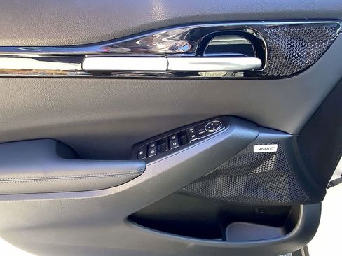 Used 2025 Kia Seltos SX w/ SX Sunroof Package image 19