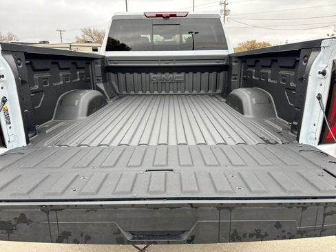 New 2026 GMC Sierra 2500 Denali w/ Technology Package image 18