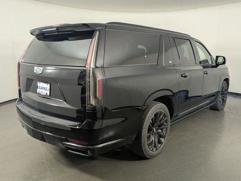 Used 2023 Cadillac Escalade ESV Sport Platinum w/ LPO, ONYX Package AWD/4WD image 6