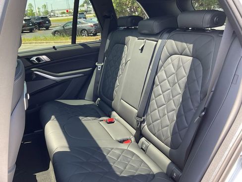New 2026 BMW X5 sDrive40i w/ Executive Package RWD image 18