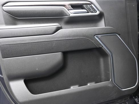 Used 2024 Chevrolet Silverado 2500 LTZ image 15