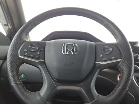 Used 2024 Honda Passport TrailSport image 27