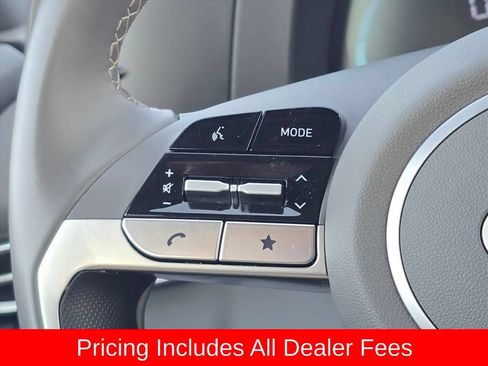 Used 2025 Hyundai Elantra Sport FWD image 21