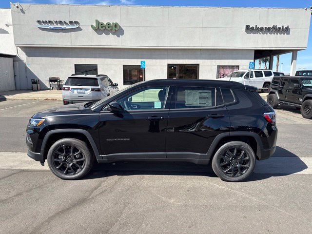 New 2026 Jeep Compass Latitude AWD/4WD image 2