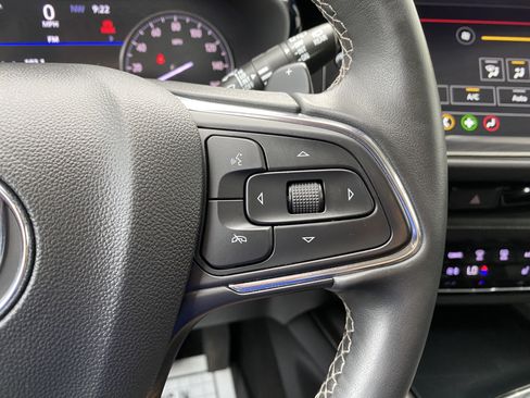 Used 2023 Buick Envision Essence FWD image 20