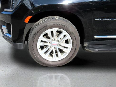 Used 2023 GMC Yukon SLT image 41
