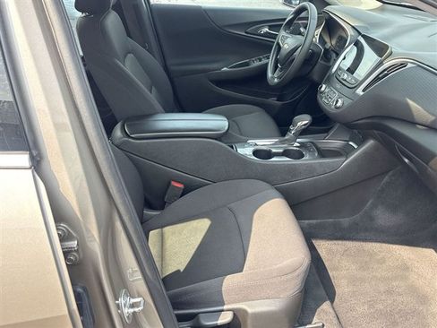 Used 2024 Chevrolet Malibu LT FWD image 26