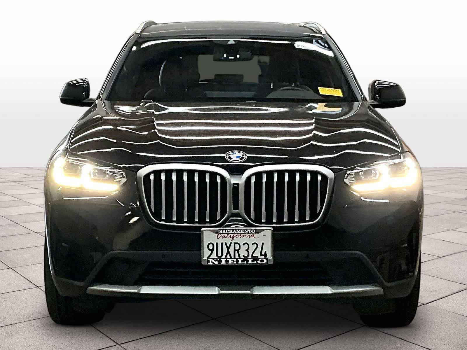 Used 2022 BMW X3 sDrive30i AWD/4WD image 3