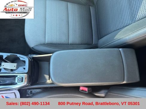 Used 2024 Chevrolet Trax LT w/ Driver Confidence Package FWD image 26