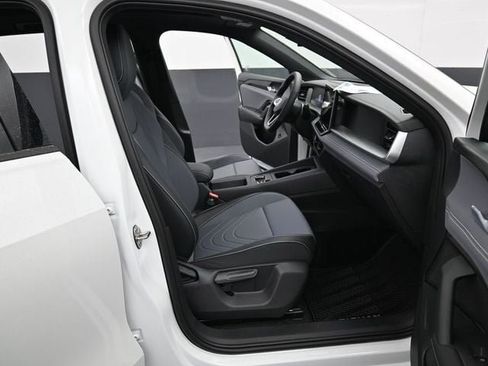 New 2026 Volkswagen Tiguan SE R-Line image 14