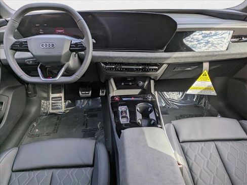 New 2025 Audi S6 e-tron Premium Plus image 17