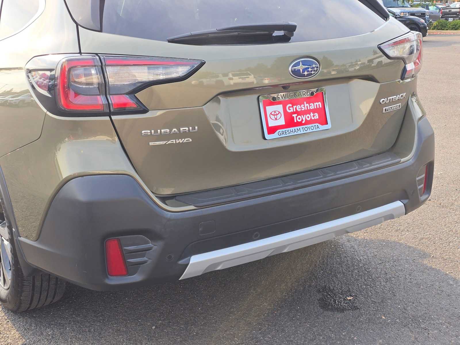 Used 2022 Subaru Outback Touring w/ Popular Package #2 AWD/4WD image 16