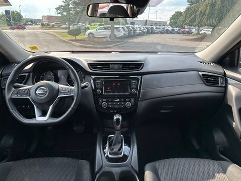 Used 2019 Nissan Rogue SV AWD/4WD image 13