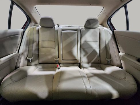 Used 2016 Honda Accord EX-L image 25