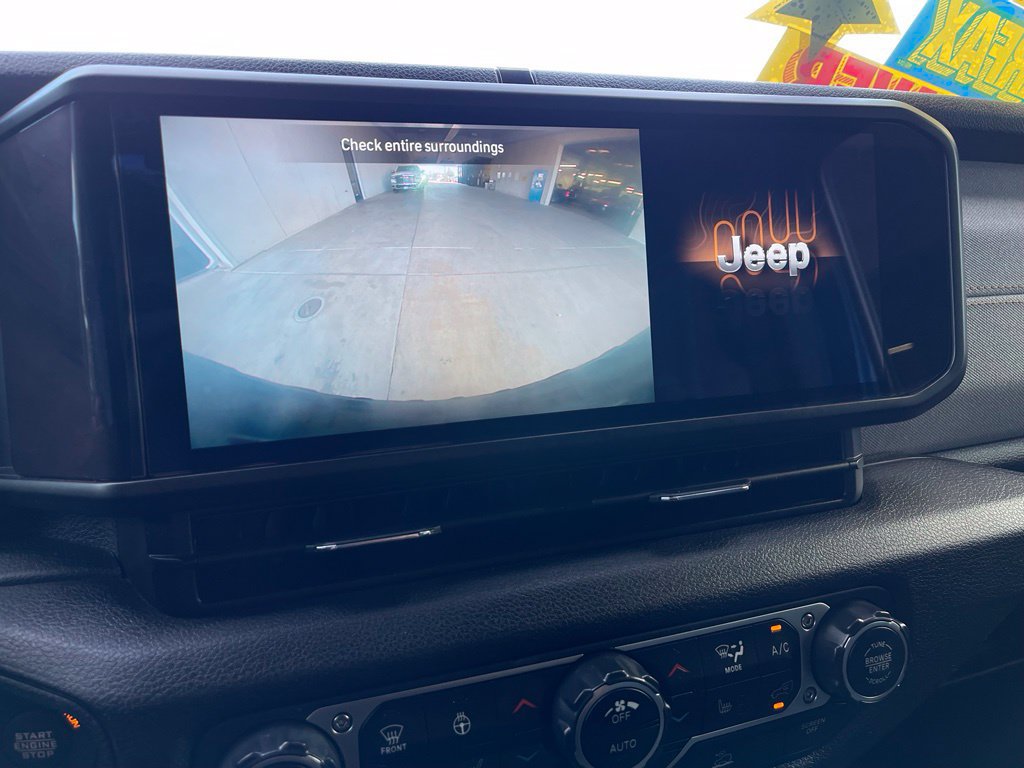 Used 2024 Jeep Wrangler Unlimited Sport AWD/4WD image 20