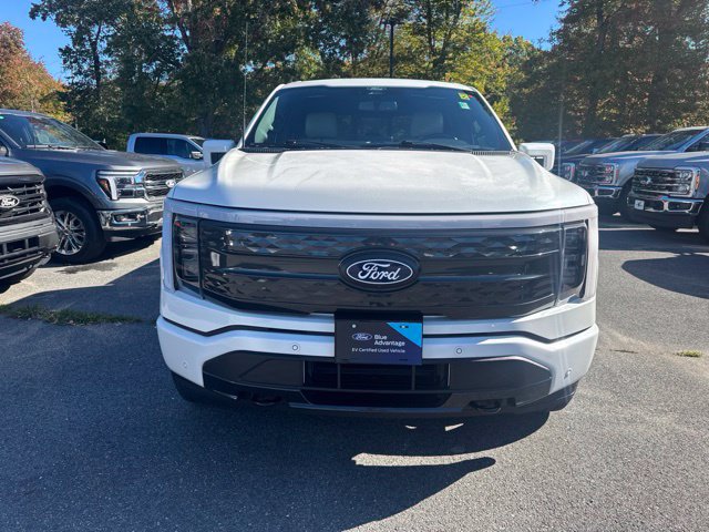 Certified 2024 Ford F150 Lightning Platinum AWD/4WD image 3