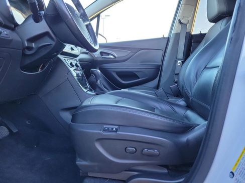 Used 2019 Buick Encore Essence image 17
