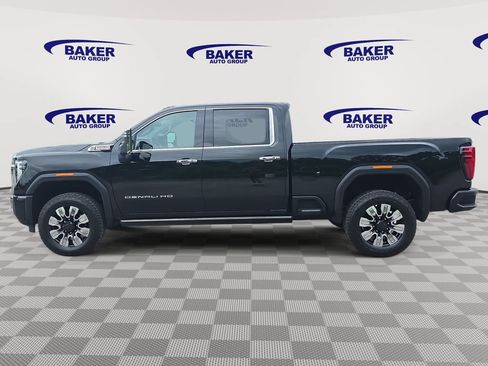 Used 2025 GMC Sierra 3500 Denali w/ Denali Reserve Package AWD/4WD image 8