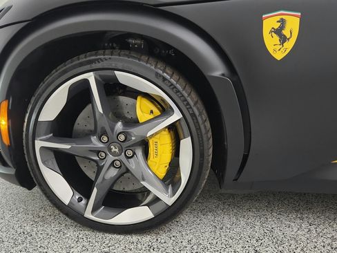 Used 2024 Ferrari Purosangue AWD/4WD image 42