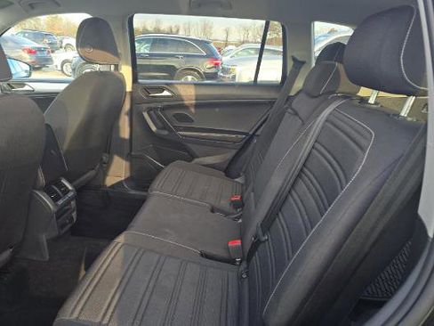 Used 2022 Volkswagen Tiguan S image 12