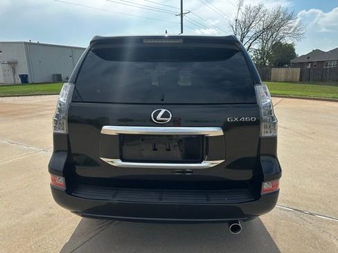Used 2023 Lexus GX 460 Luxury w/ Accessory Package image 4