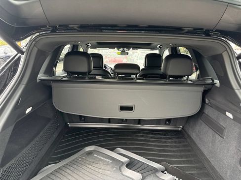 Certified 2023 Porsche Cayenne Platinum Edition AWD/4WD image 13