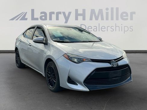 Used 2019 Toyota Corolla LE image 6
